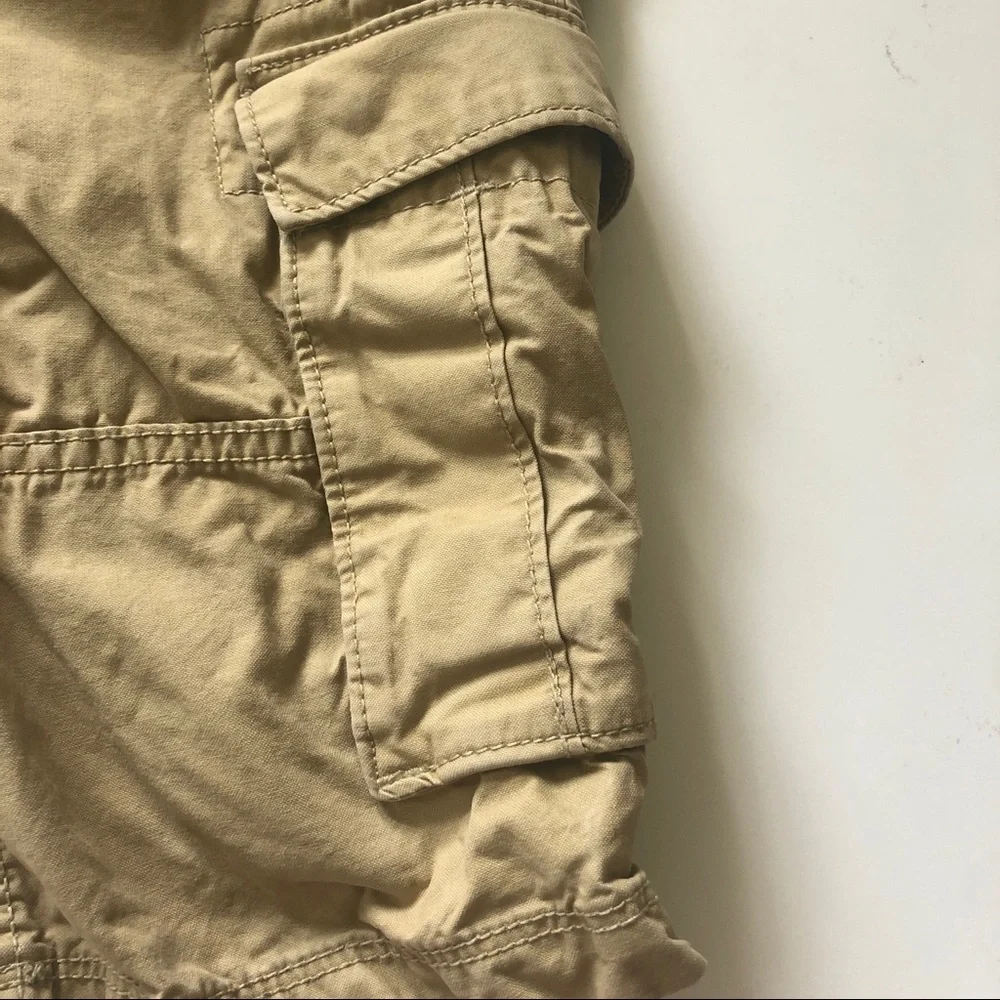 GAP khaki cargo